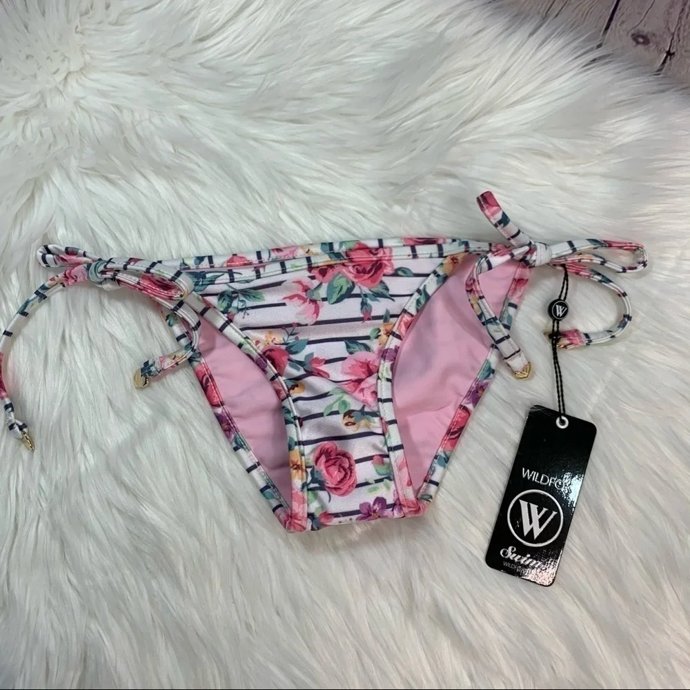 NWT Wildfox 90s Floral String Bikini XS